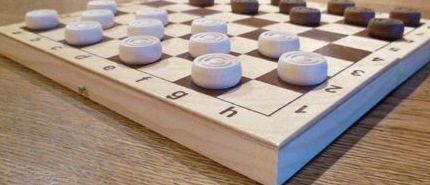 Правила игры в шашки для начинающих